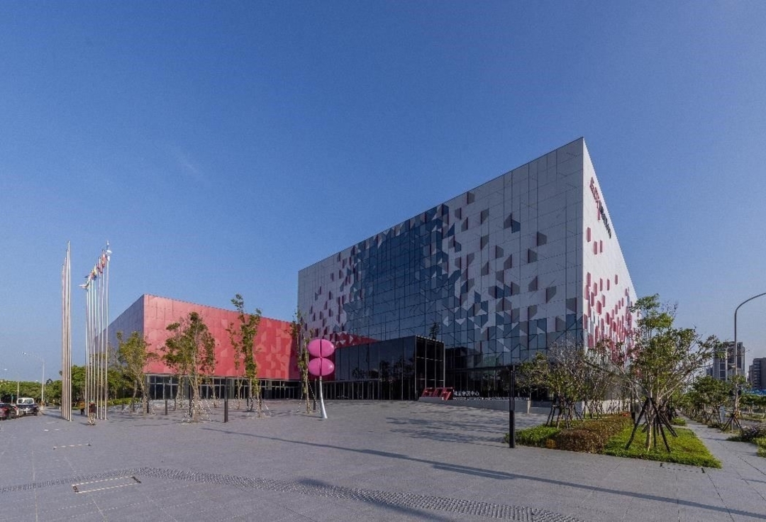 「桃園會展中心」外觀設計發想源於《桃花源記》並結合公共藝術作品 (2)